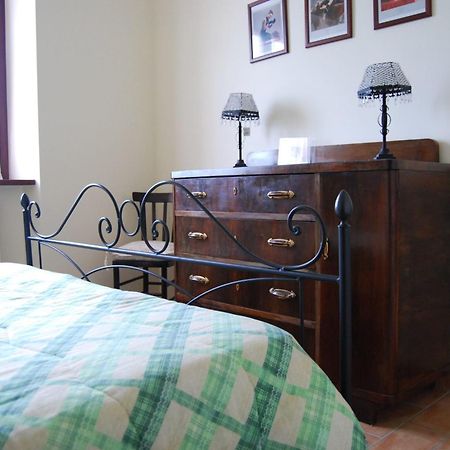 Casale Il Cerqueto Bed & Breakfast San Severino Marche Room photo