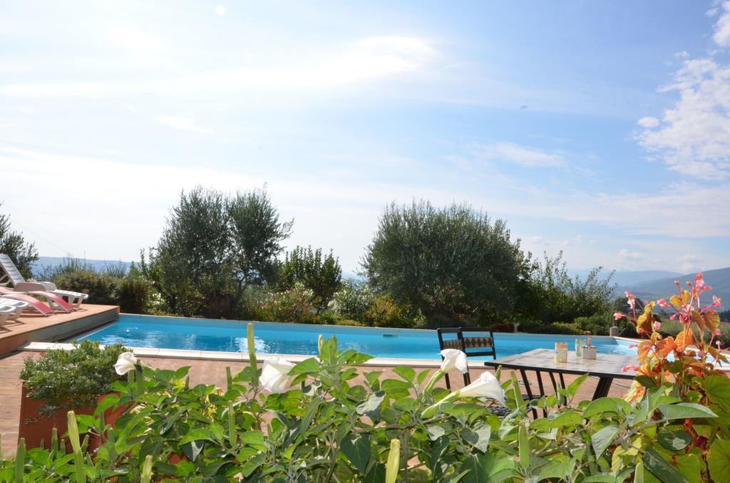 Casale Il Cerqueto Bed & Breakfast San Severino Marche Exterior photo