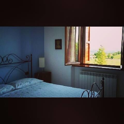Casale Il Cerqueto Bed & Breakfast San Severino Marche Room photo